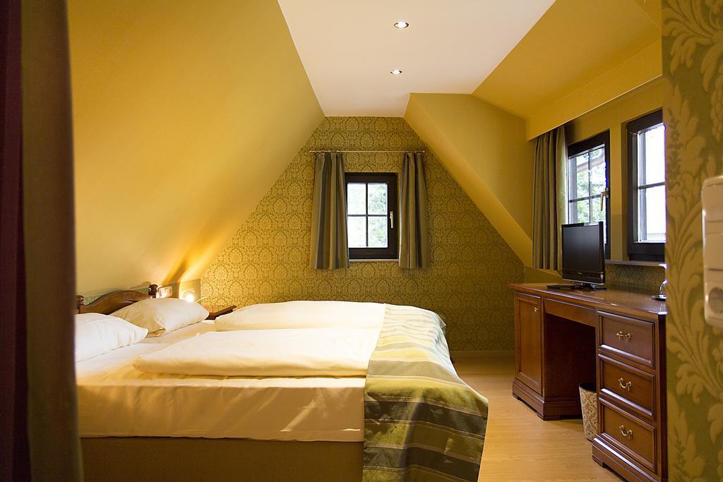 Hotel Reichskuechenmeister Ротенбург об дер Таубер Екстериор снимка